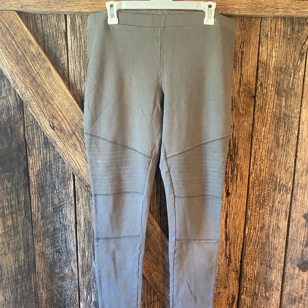 Large leggings